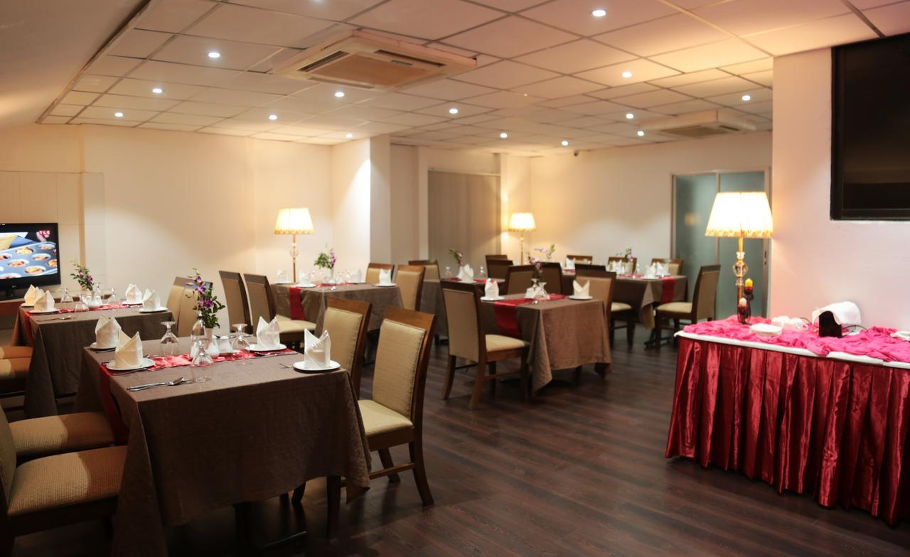 Civic Inn Dhaka Buitenkant foto